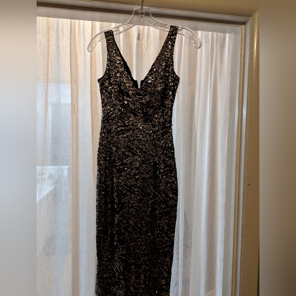 Like new Tatyana black and silver sequins dress XS.